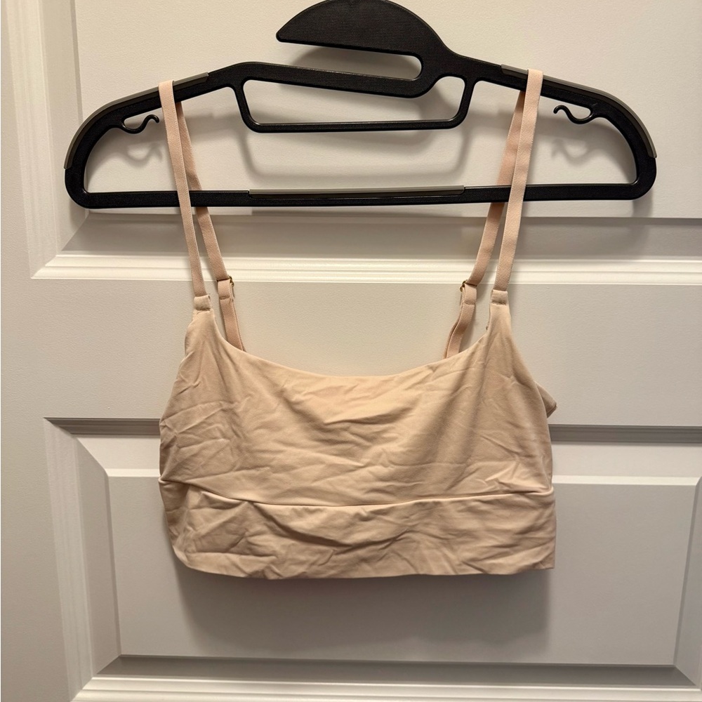4/$20 Victoria's Secret Beige Bra